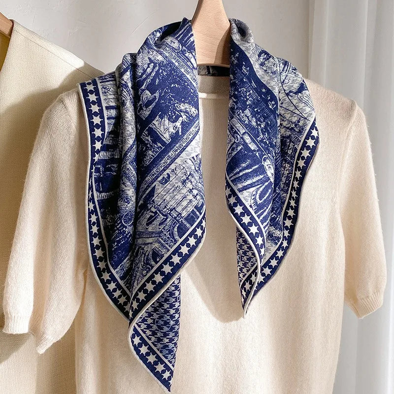 Foulard Laine et Soie 70x70cm - IVANA Bleu Marine 4