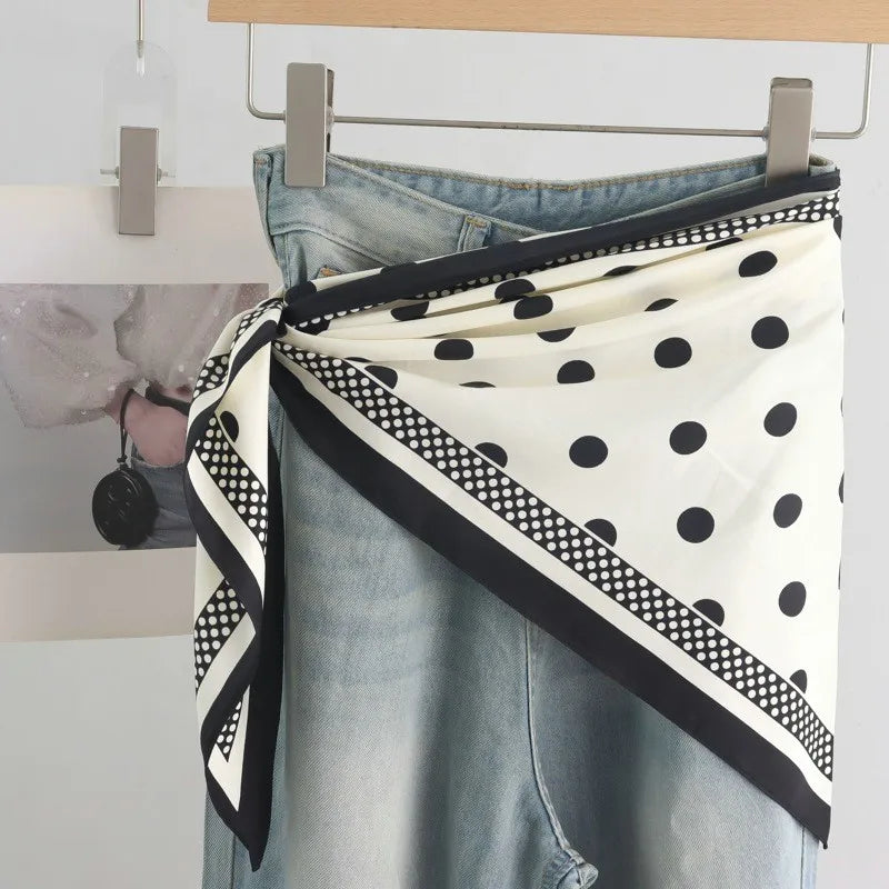 Foulard Triangle Femme Grand Format 140x65x65cm - JACKY Blanc et Noir 2