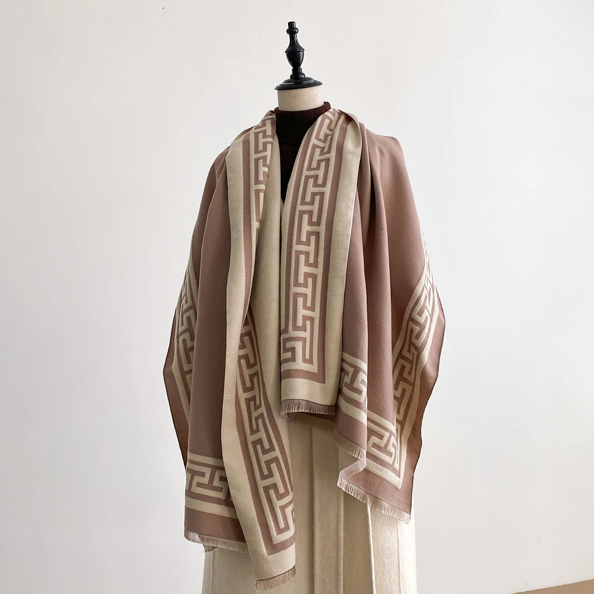 Châle Pashmina Tissage Géométrique Jacquard MIRELA