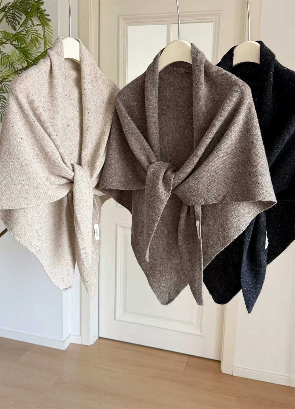 Echarpe Triangulaire Laine Merinos 100% 180x80cm - ARA